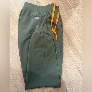 Figs High Waisted Zamora Scrub Pants Olive